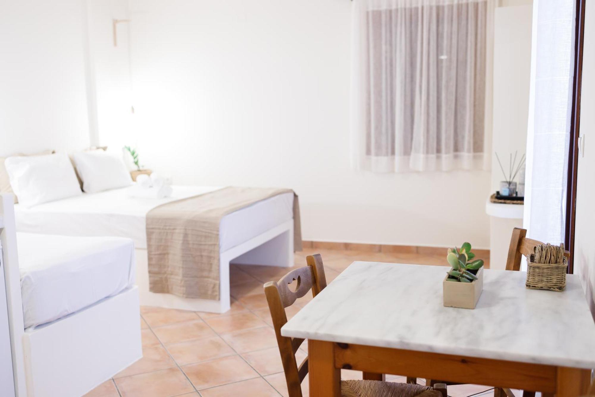 Aparthotel Ligaries Kini Exteriér fotografie