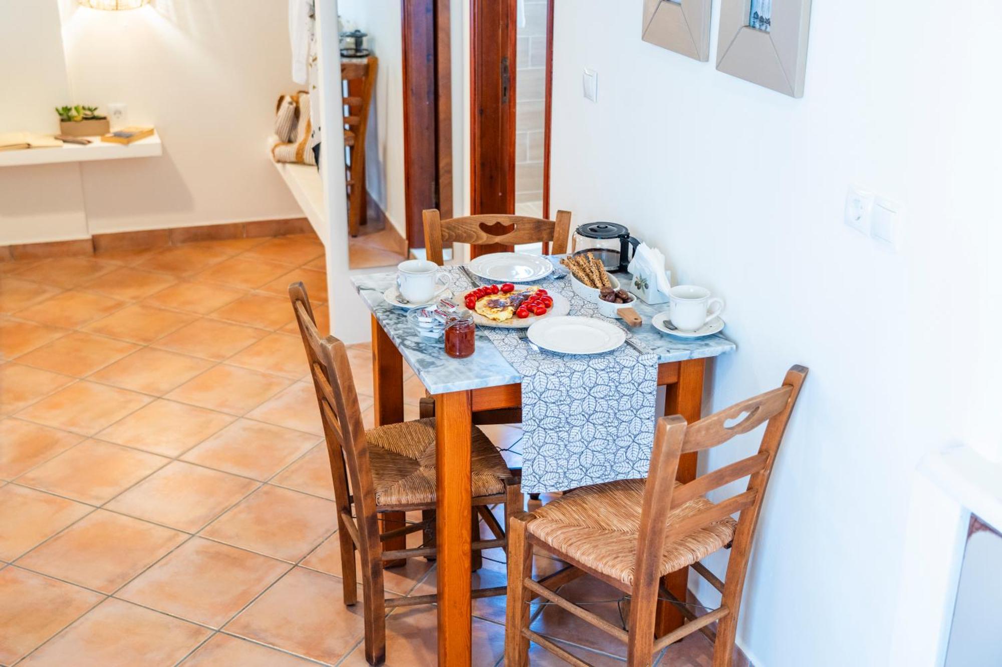 Aparthotel Ligaries Kini Exteriér fotografie