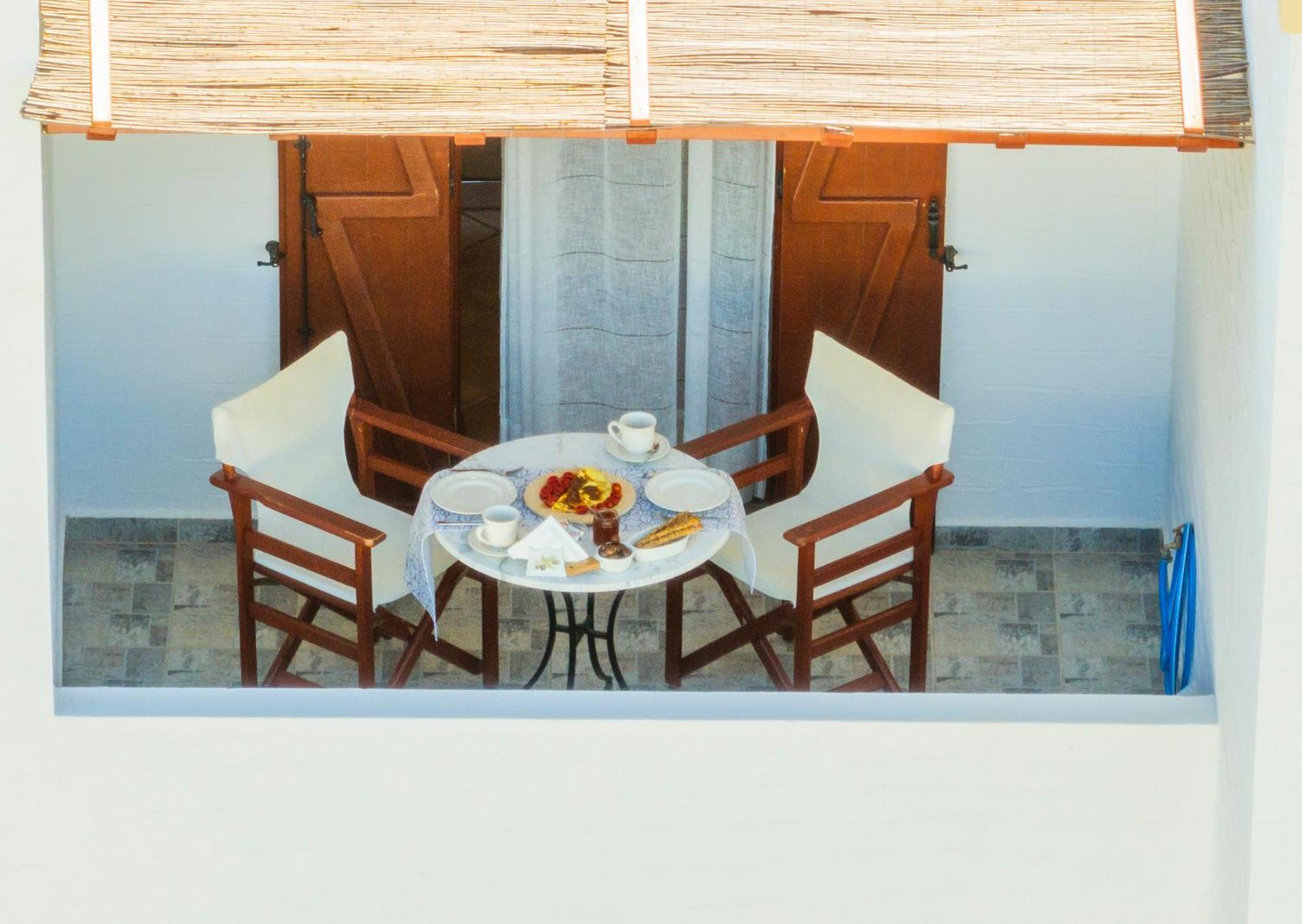 Aparthotel Ligaries Kini Exteriér fotografie