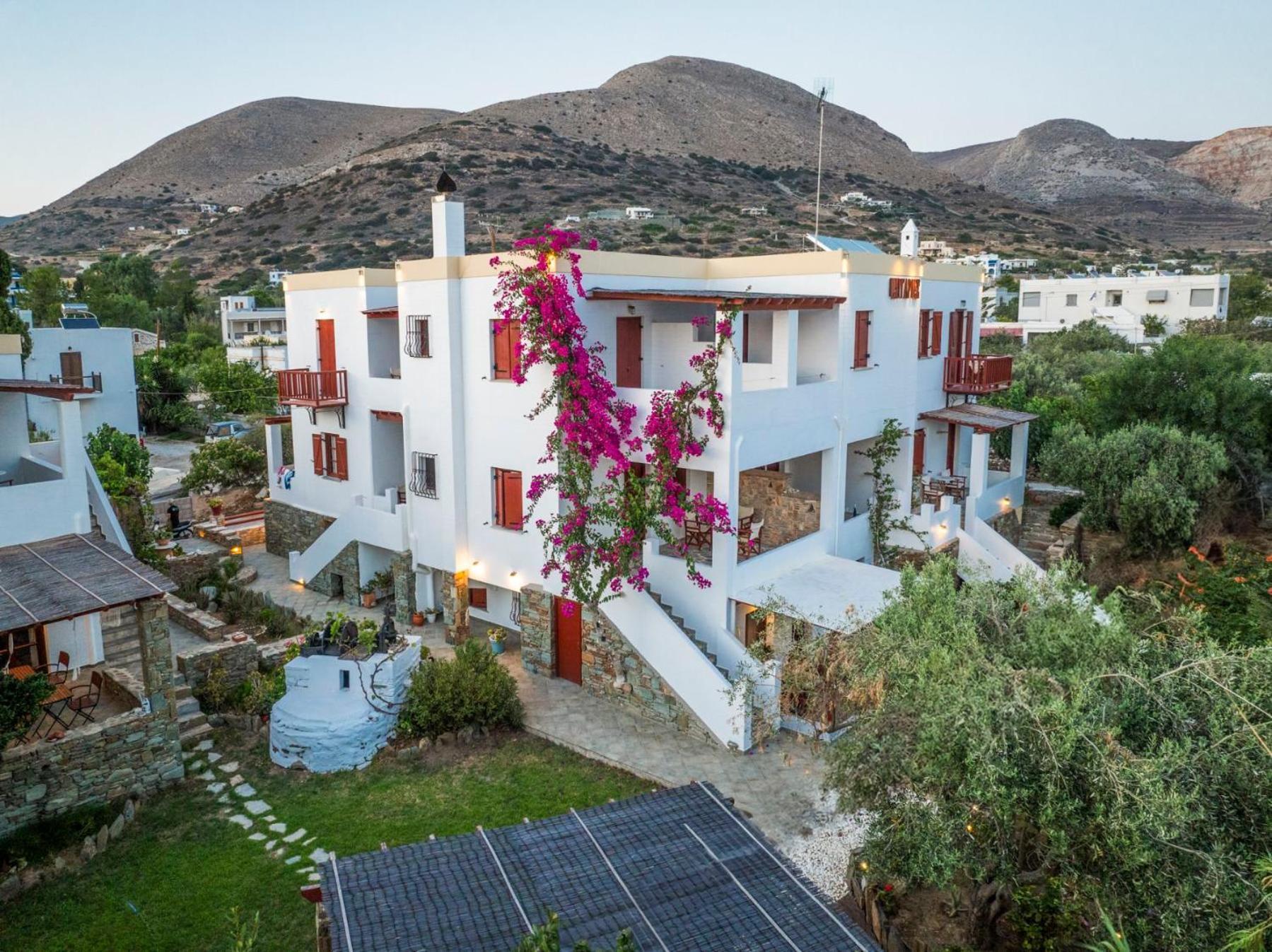 Aparthotel Ligaries Kini Exteriér fotografie