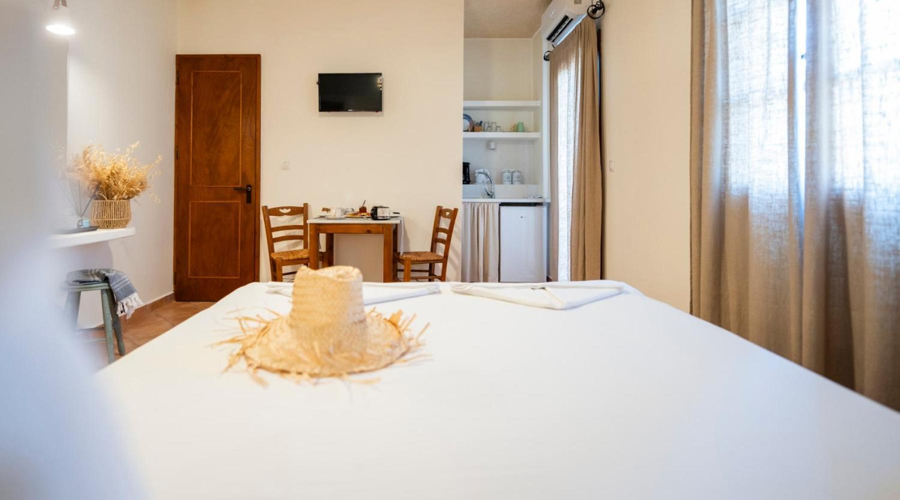 Aparthotel Ligaries Kini Exteriér fotografie